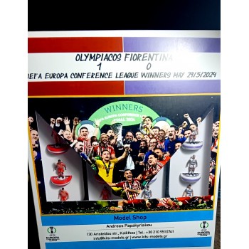 Subbuteo Andrew Table Soccer Olympiacos-Fiorentina 1-0 Conference League FInal with  Molten ball and Conference League Trophy on WSB Professional bases 